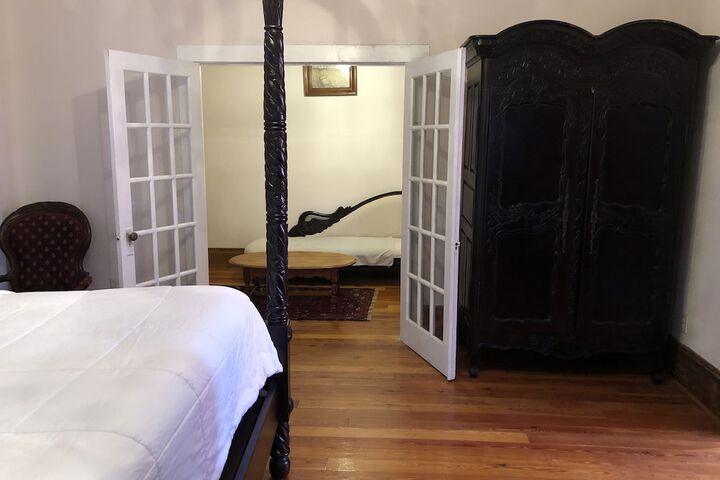 Room 65 of 79