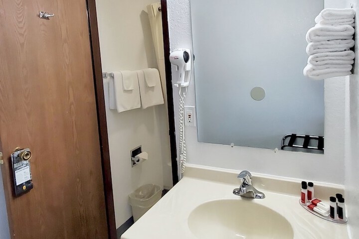 Room 37 of 41