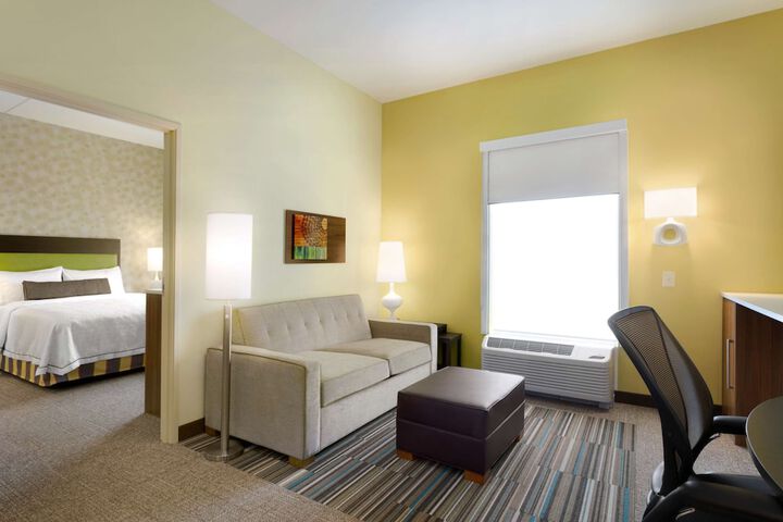 Room 21 of 32