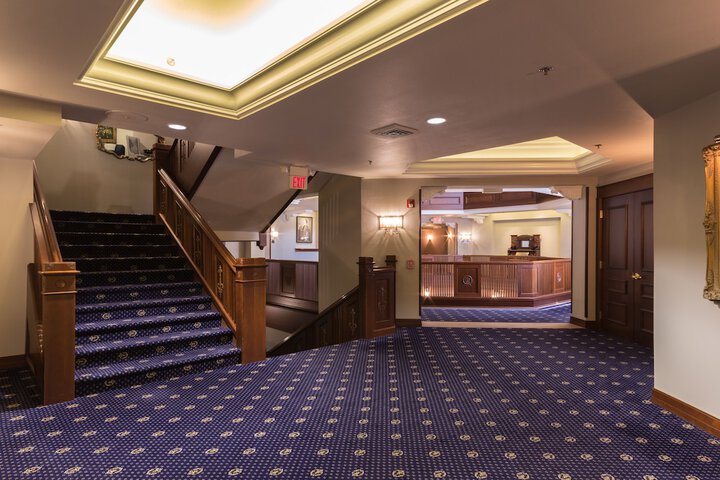 Hotel Interior 7 of 40