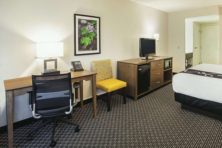 La Quinta Inn & Suites by Wyndham Rancho Cordova Sacramento
