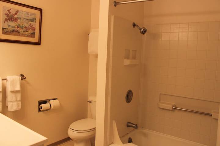Room 35 of 90