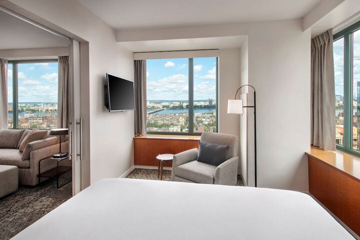 Room 42 of 71