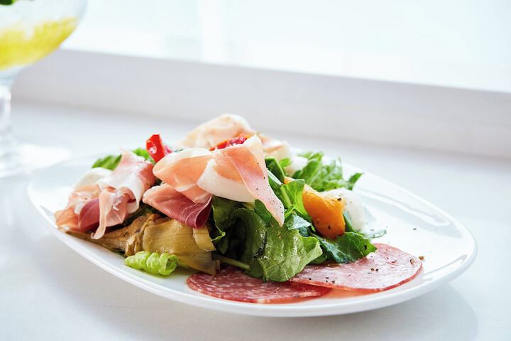 Dining 49 of 72