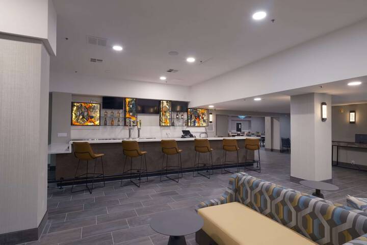 Hotel Interior 4 of 27