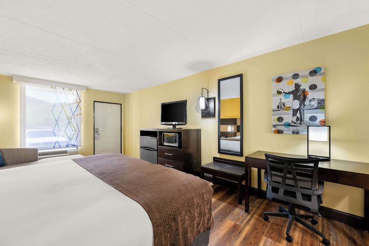 Room 30 of 45