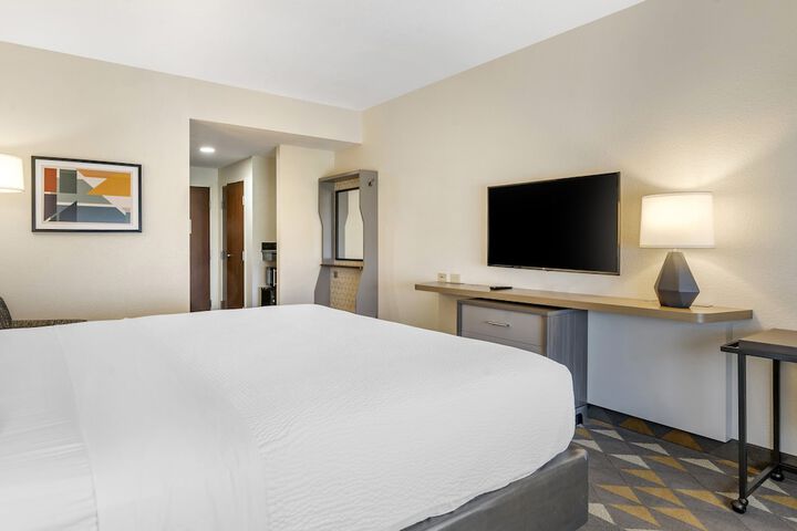 Room 15 of 25