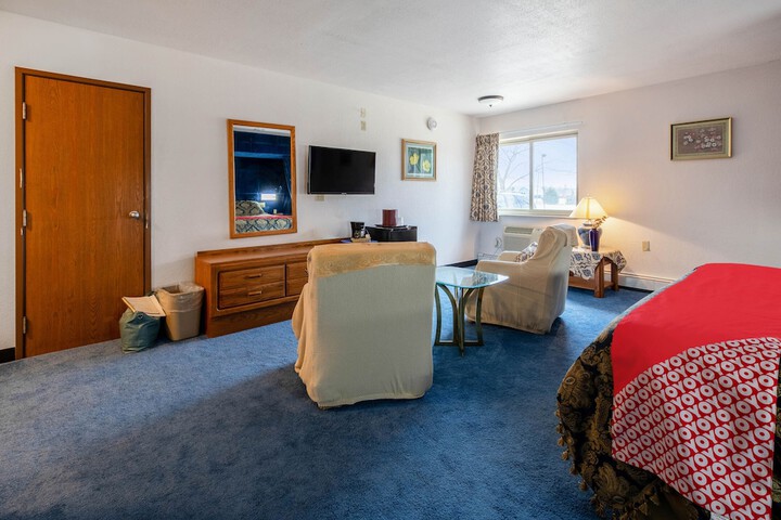 Room 15 of 73