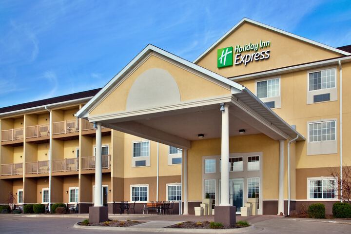 Hotel 2 of 41