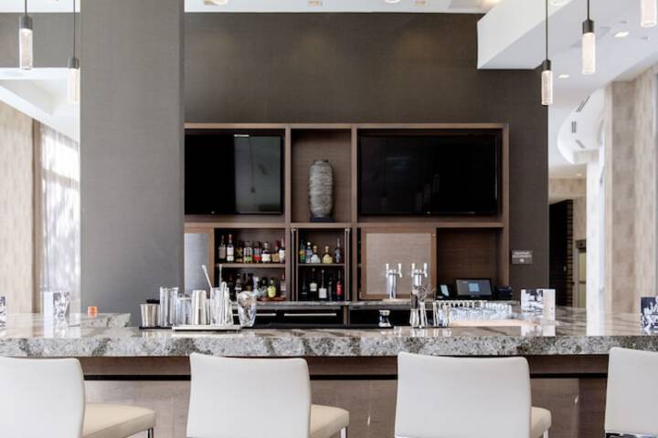 AC Hotel by Marriott Cincinnati at the Banks