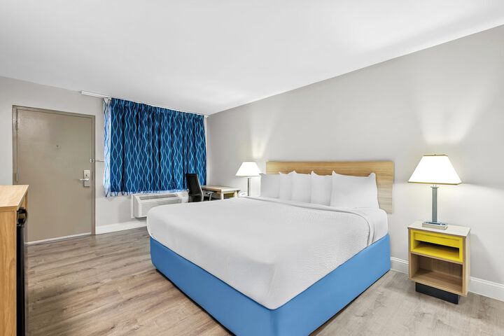 Days Inn by Wyndham Chesapeake