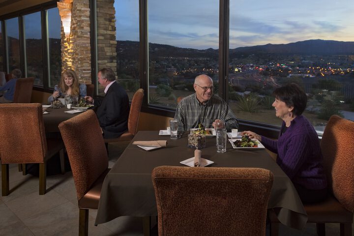 Dining 31 of 69