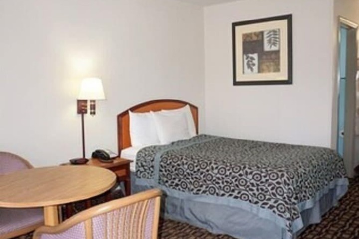 Room 22 of 25