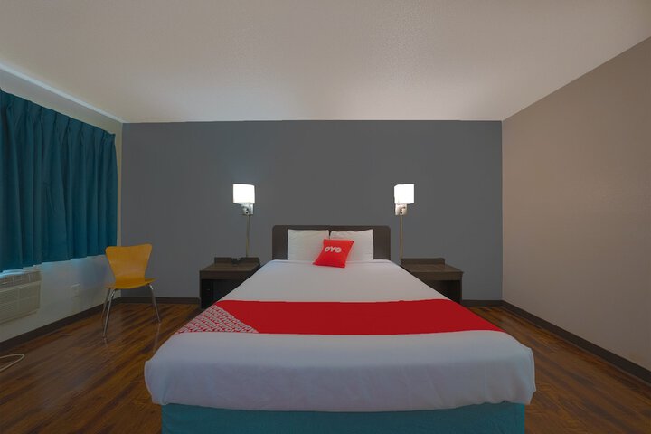 Room 64 of 103