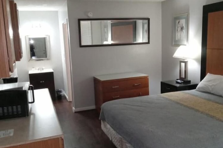 Room 38 of 42