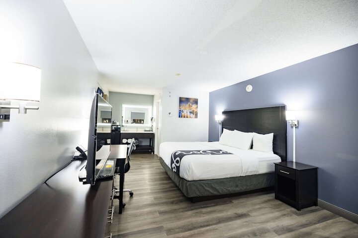 Room 49 of 56