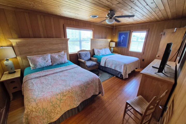 SandSpur Ocean Cottages