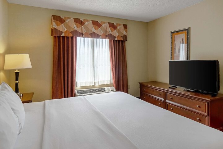 Room 40 of 59