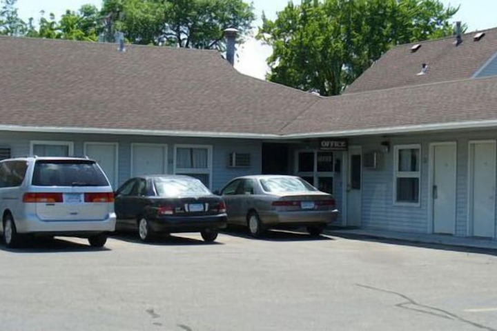 Oakdale Motel
