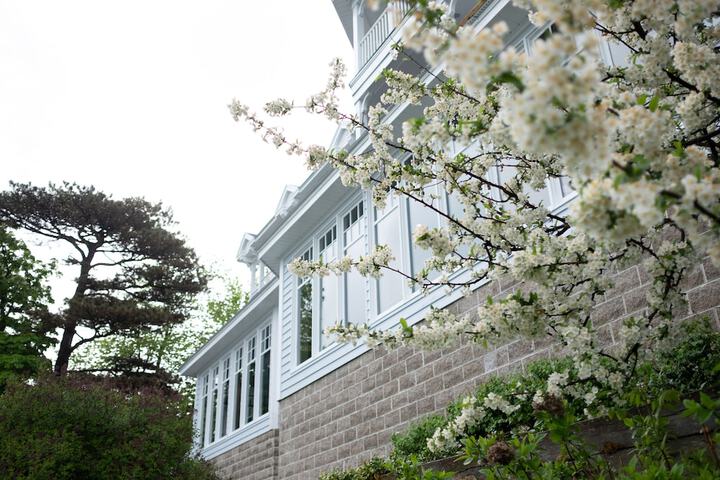 The Geneva Inn