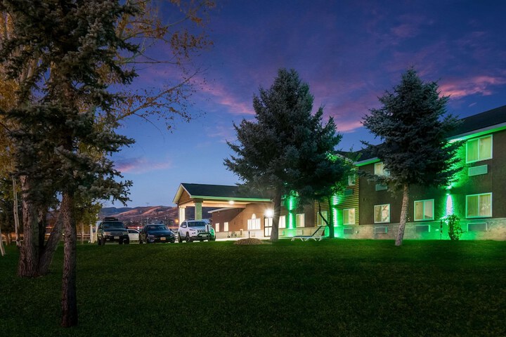 Hotel 2 of 48