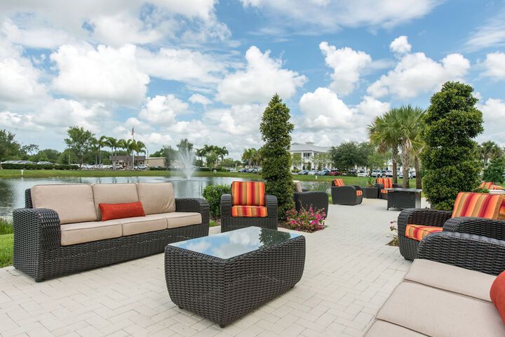 Terrace/Patio 30 of 32