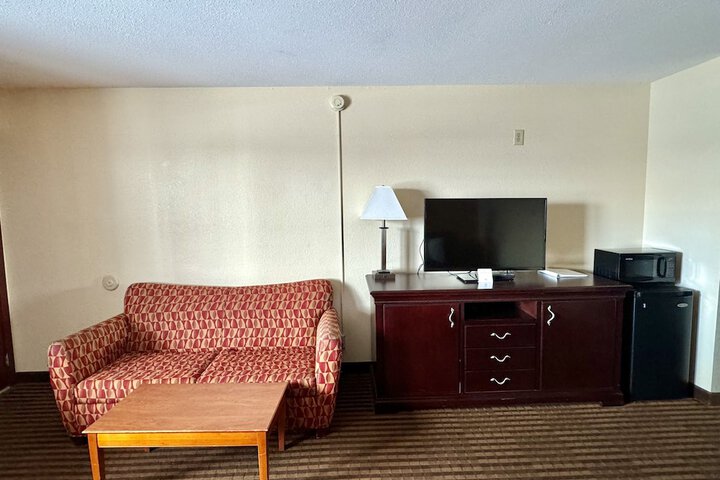 Room 7 of 23