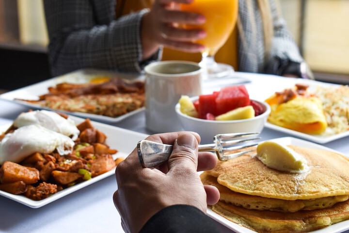 Breakfast/Coffee Service 63 of 77