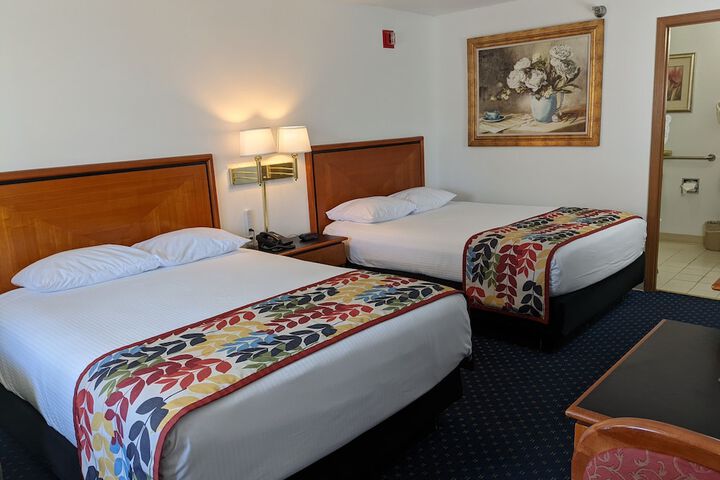 Room 42 of 75