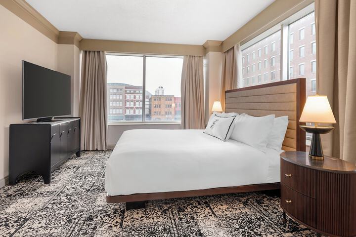 Omni Severin Hotel