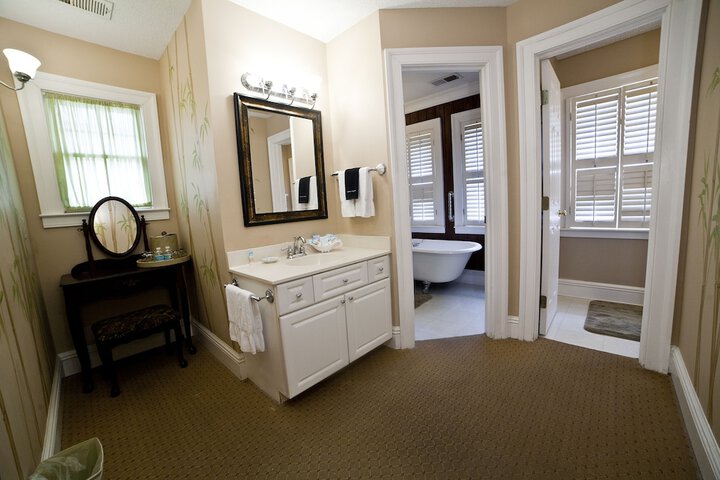 Room 15 of 41