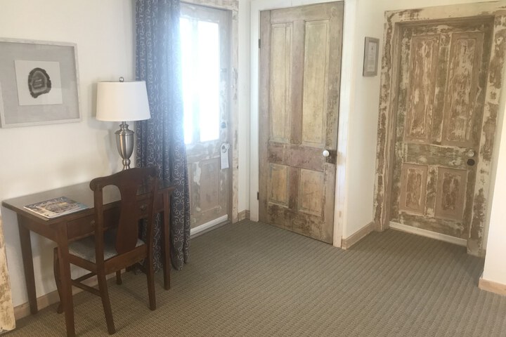 Room 69 of 361