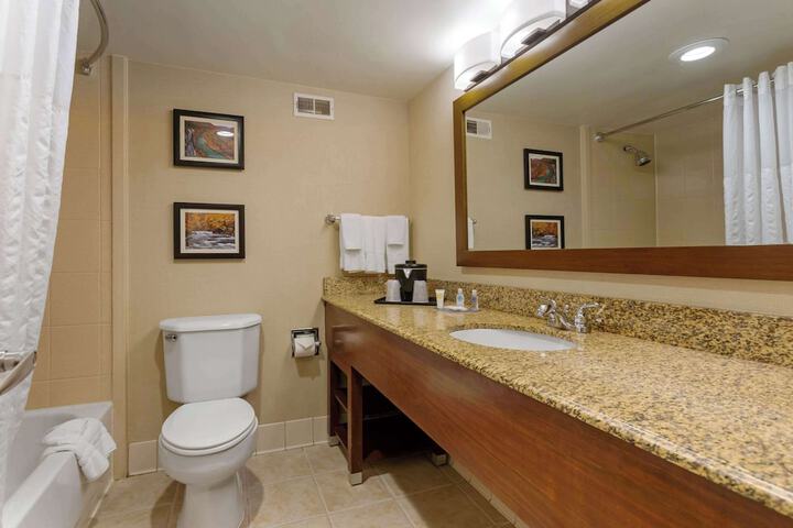 Room 21 of 36