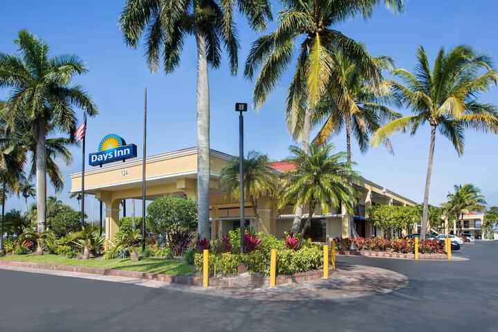 Hotel 2 of 42