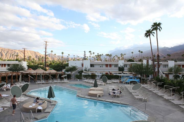 Pool 10 of 79