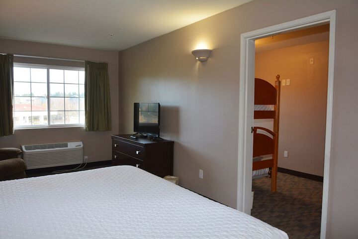 Room 22 of 47