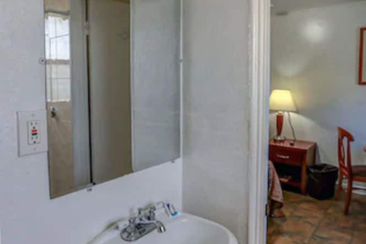 Room 49 of 72