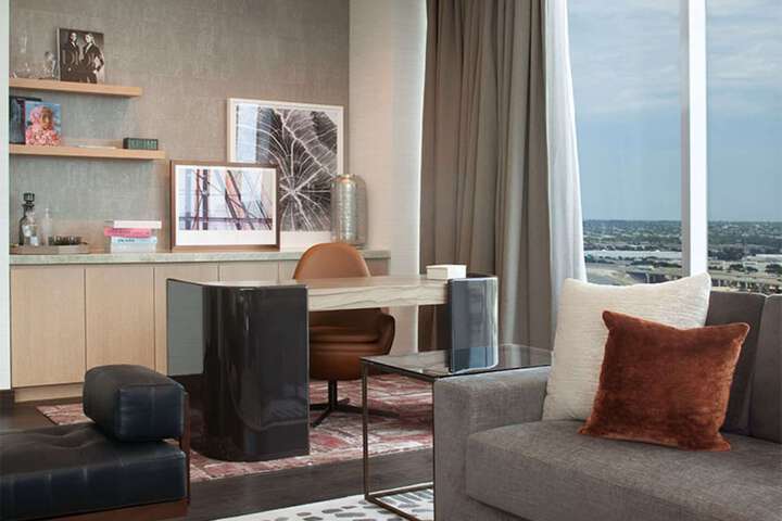 Room 26 of 40