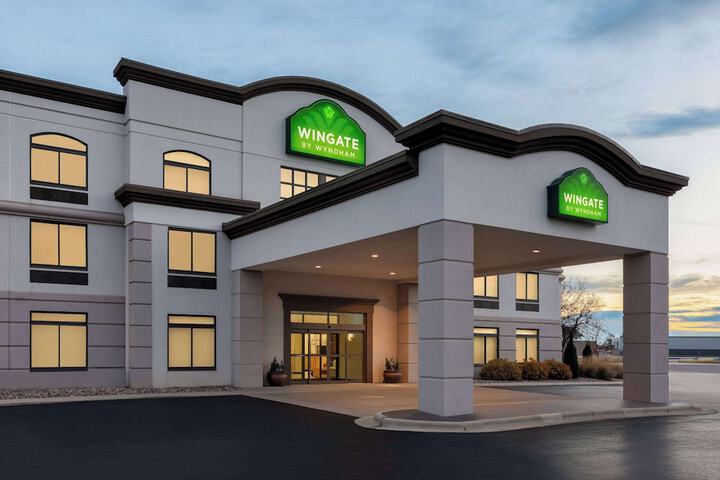 Wingate by Wyndham Green Bay / Airport