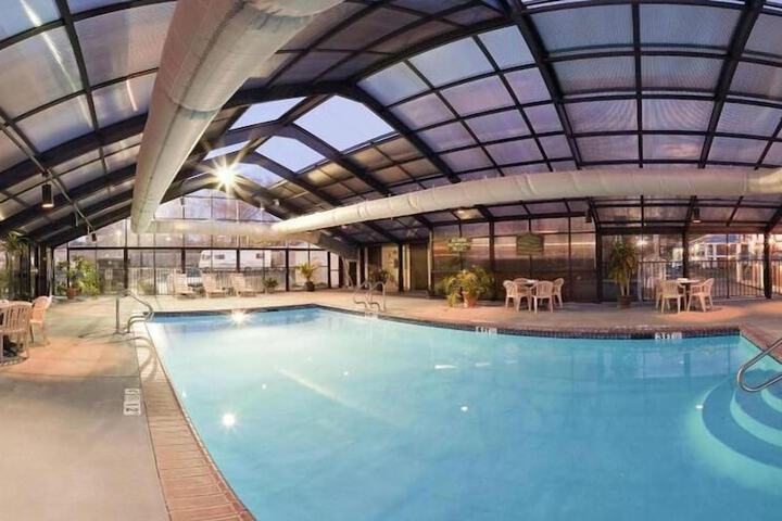 Pool 6 of 25