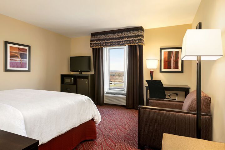 Room 46 of 70