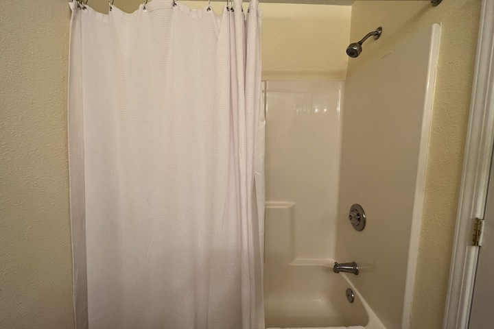 Room 129 of 173
