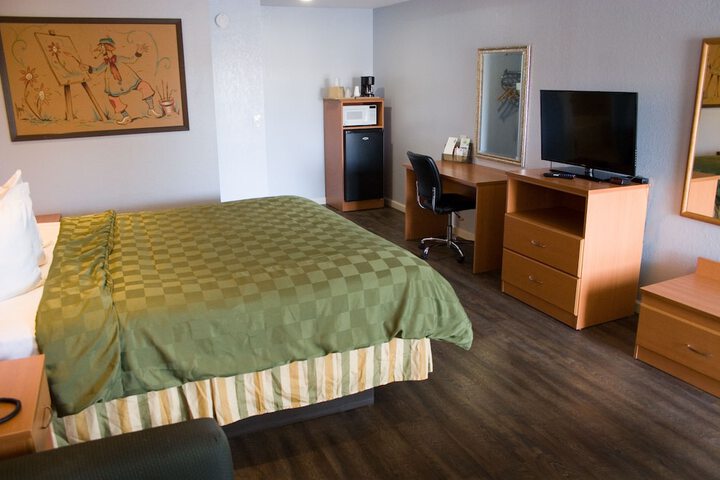 Room 25 of 35