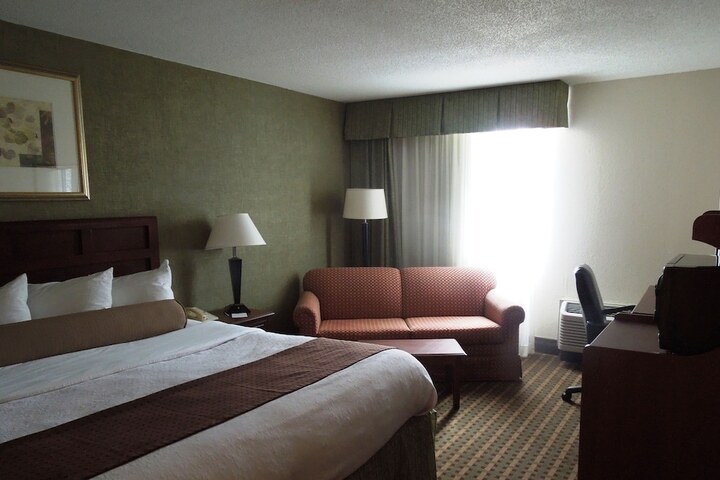 Room 19 of 28