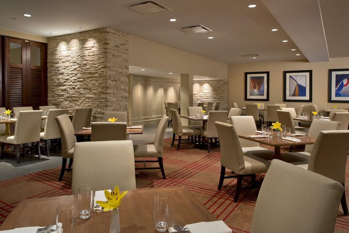 DoubleTree by Hilton Boston North Shore