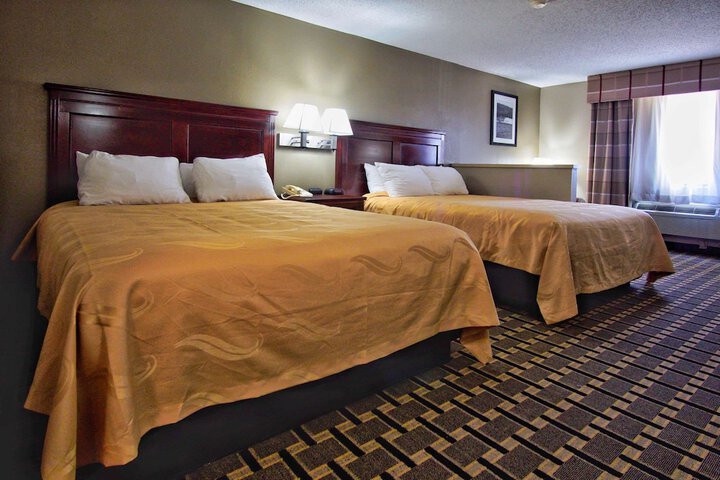 Room 28 of 43