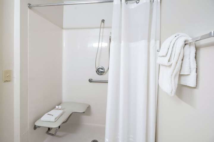 Room 21 of 25