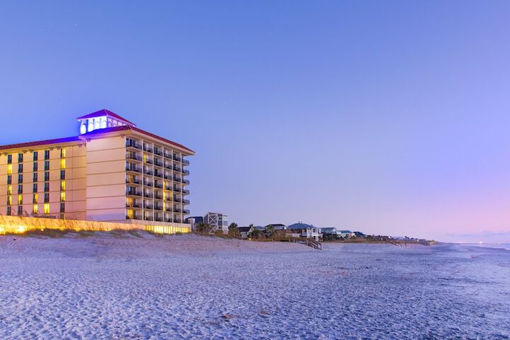 Dune House Hotel and Spa