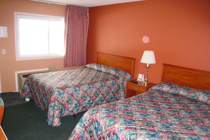 Room 22 of 38
