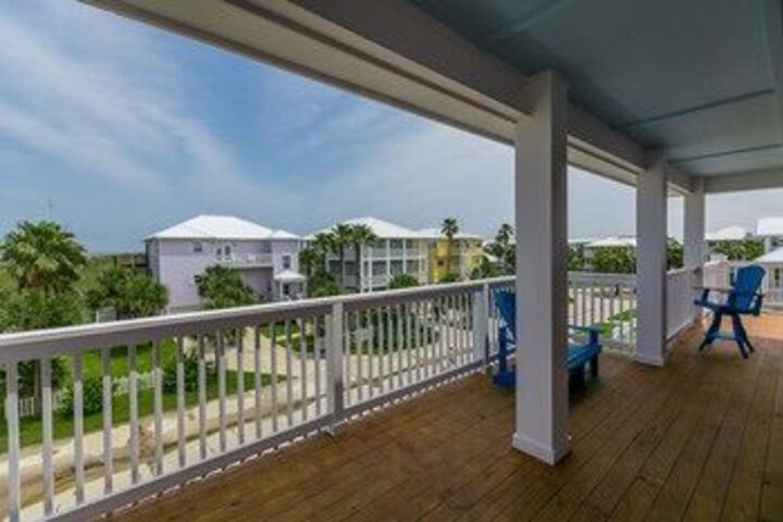 5BR 4 5BA Newly Built Luxury Beach House by RedAwning